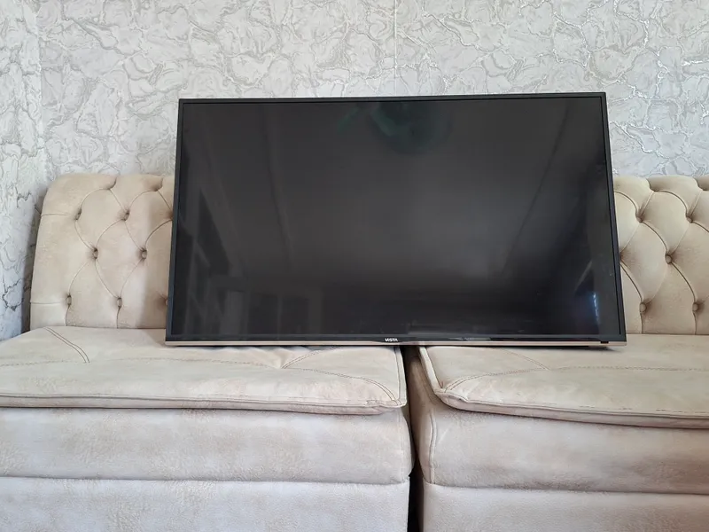 Telvizor 50 dyumli 1,500,000