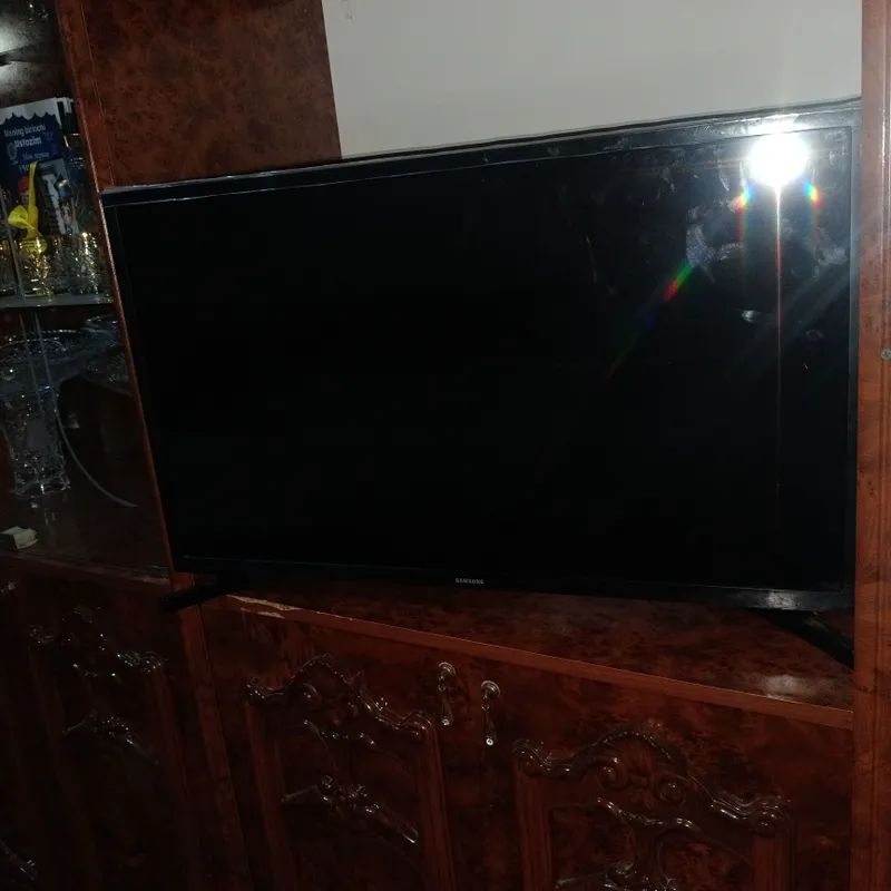 tilvizr bez smart 32tali