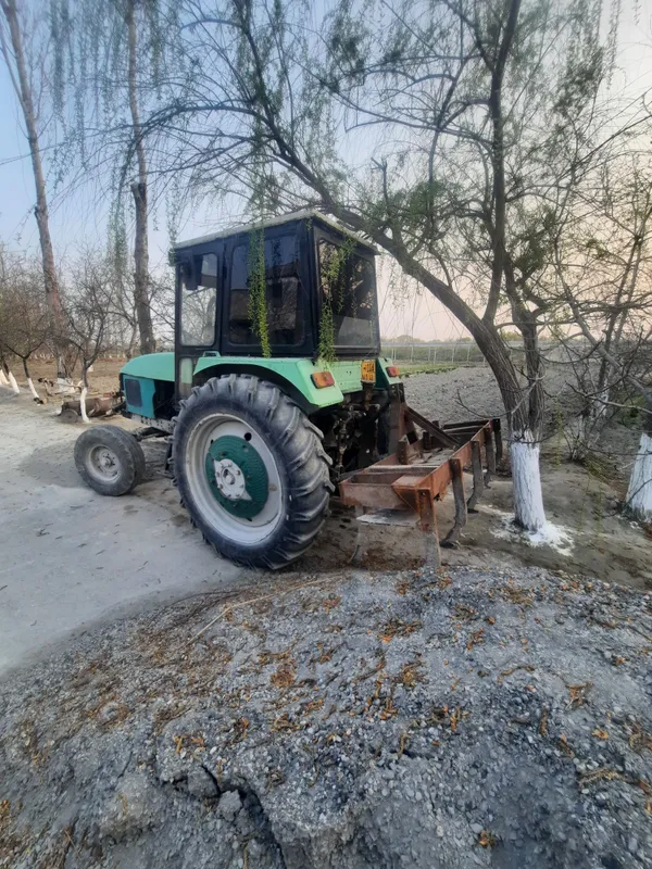 Traktor ttz 80 sotiladi 3 Traktor ttz 80 sotiladi 3