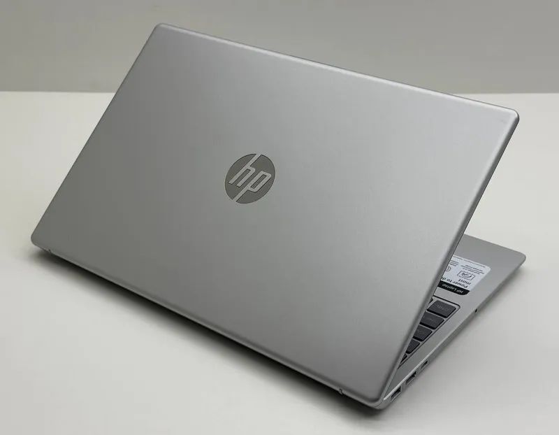 Новый Ноутбук HP Laptop 15 intel Core i5 1335 8/512 в упаковке — фото 4