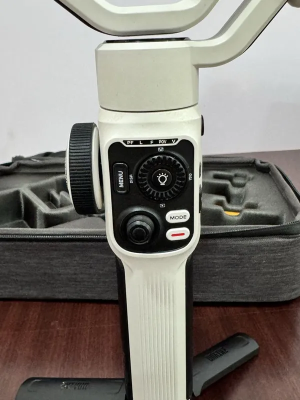 Стабилизатор Zhiyun Smoosh 5s Combo — фото 5