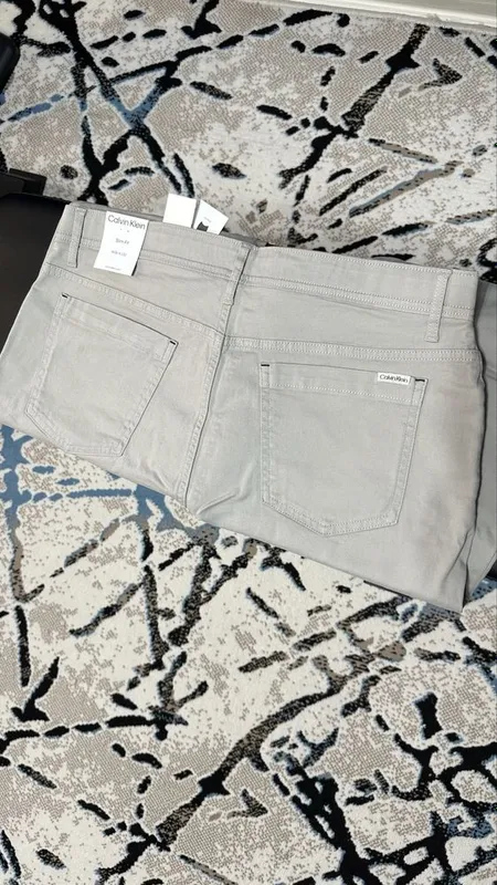 Брюки Calvin Klein infinite flex.34/32. 5 Брюки Calvin Klein infinite flex.34/32. 5