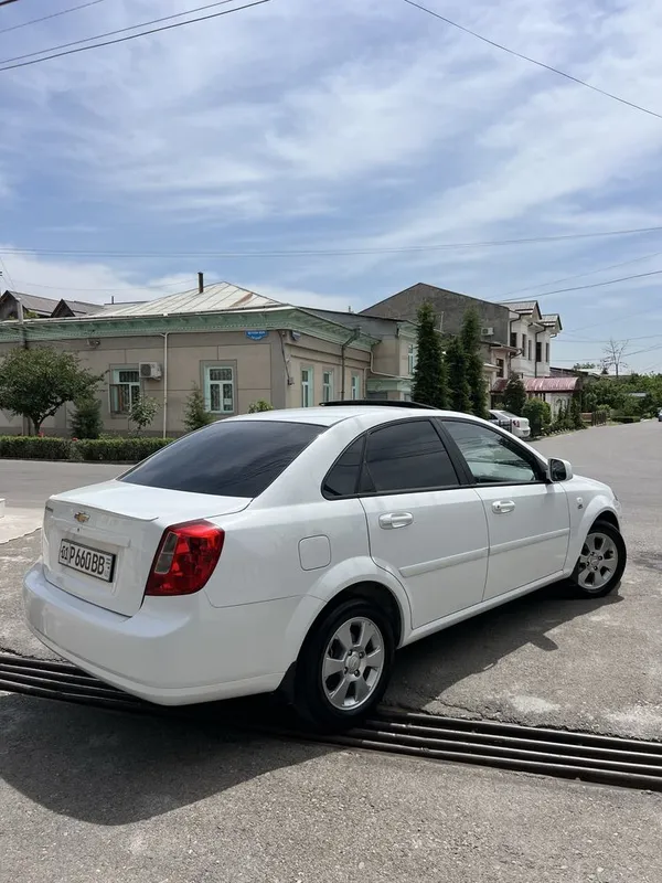 Chevrolet Jentra 3 pqzitsiya full — фото 2