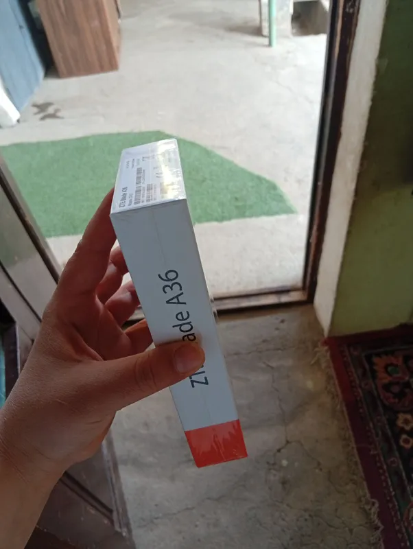 Продаётся телефон 2 Продаётся телефон 2