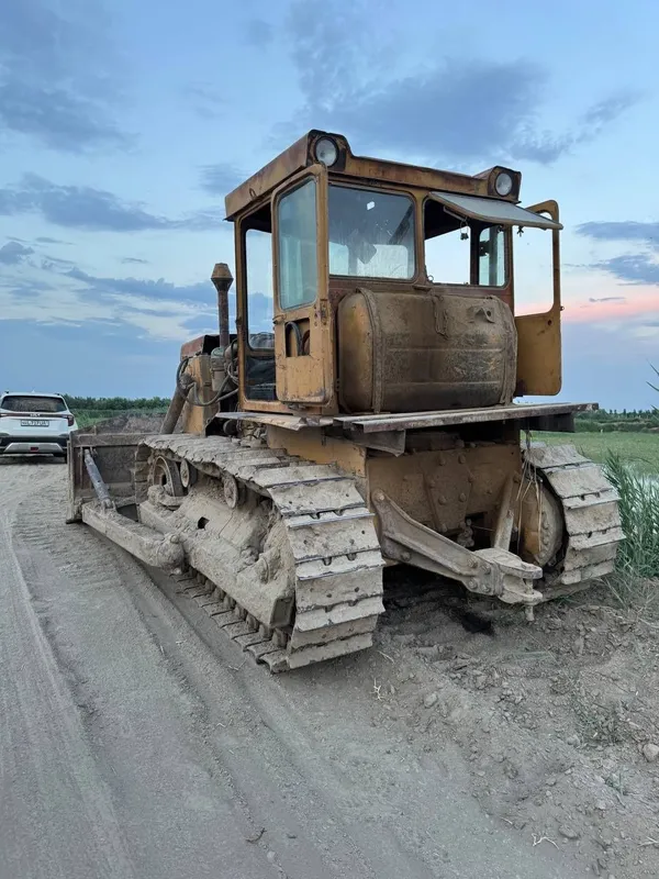 Buldozer chtz 130 3 Buldozer chtz 130 3