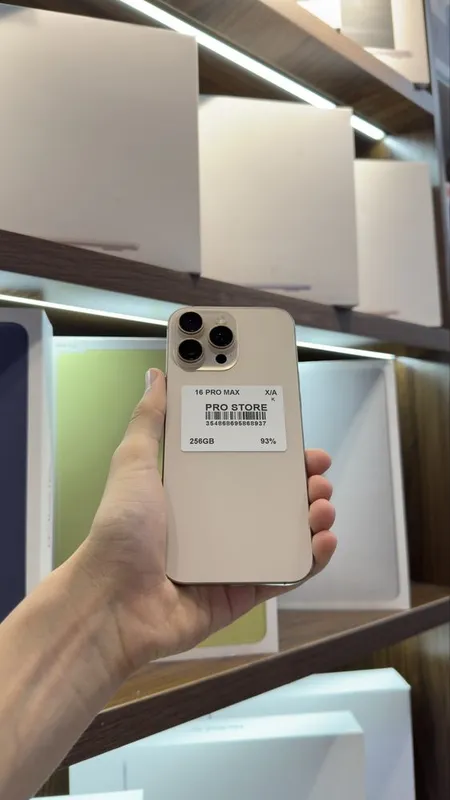 iphone 16 pro max naxtka 1