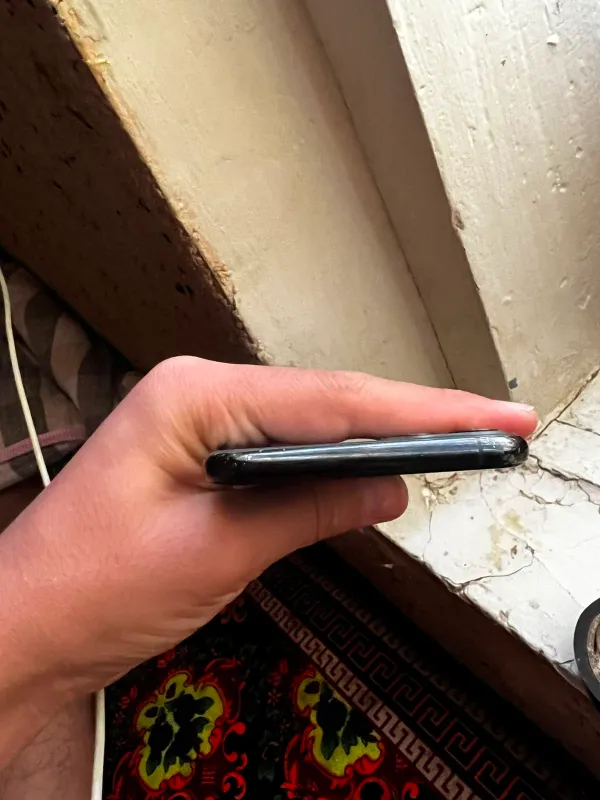 iPhone 11 Pro Max, память 256, Face ID не работает 3