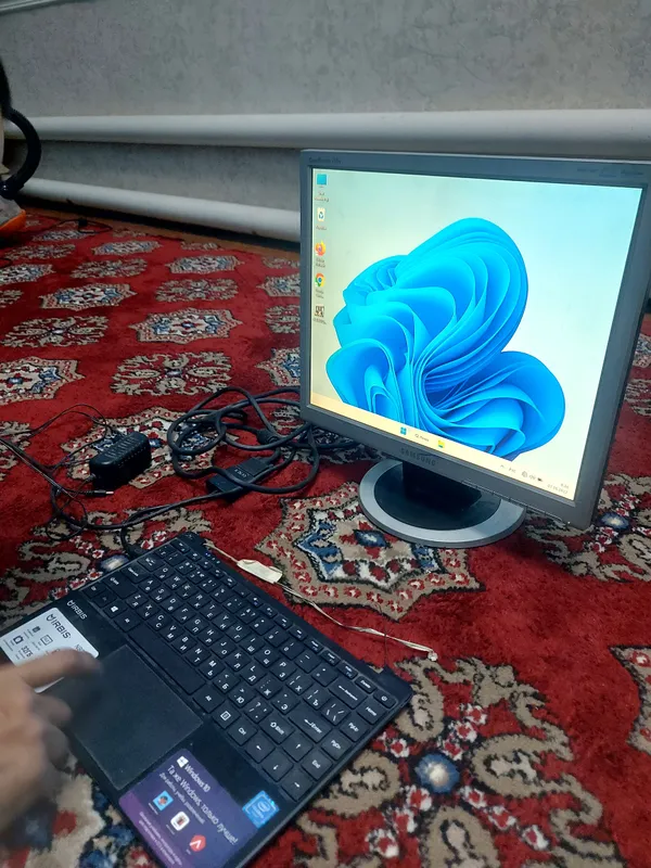 Kompyuter qoshib uzatilgan hamma joyi ishlidi