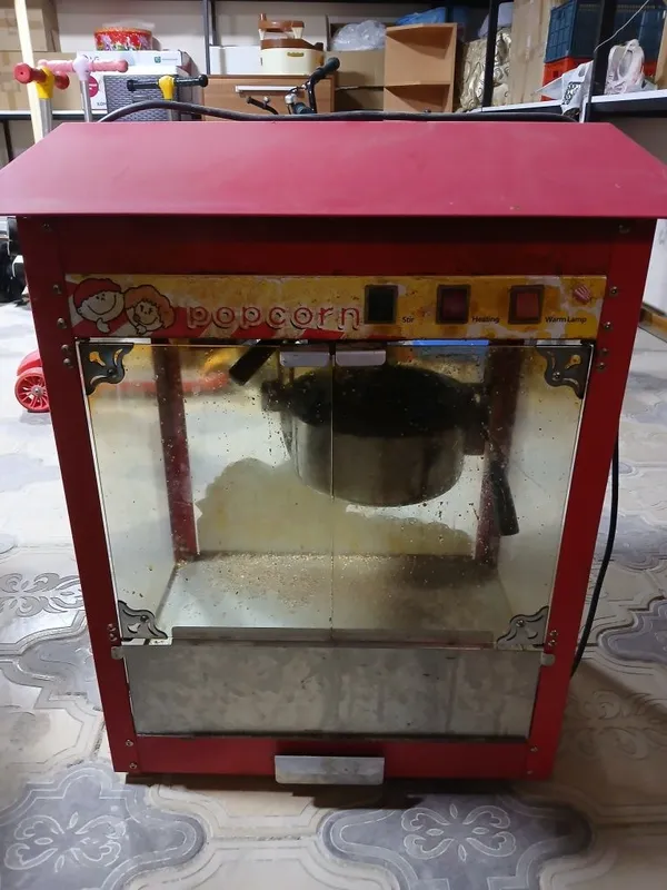 Popcorn aparat sotiladi