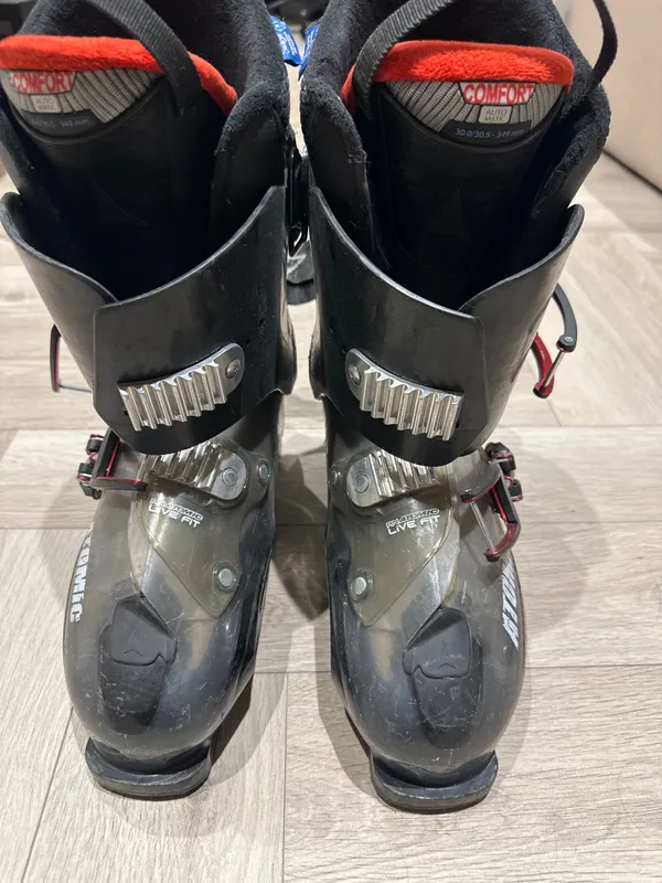 Продаются лыжные ботинки б/у ATOMIC LIVEFIT 50 — фото 1