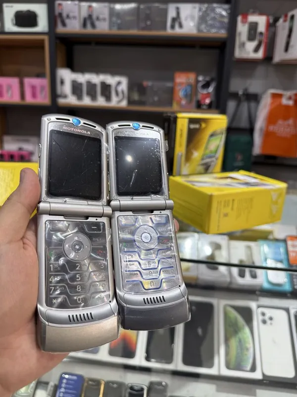 PERFECTUM MotoroLa Razr Sprint V3 ORIGINAL 100% — фото 1