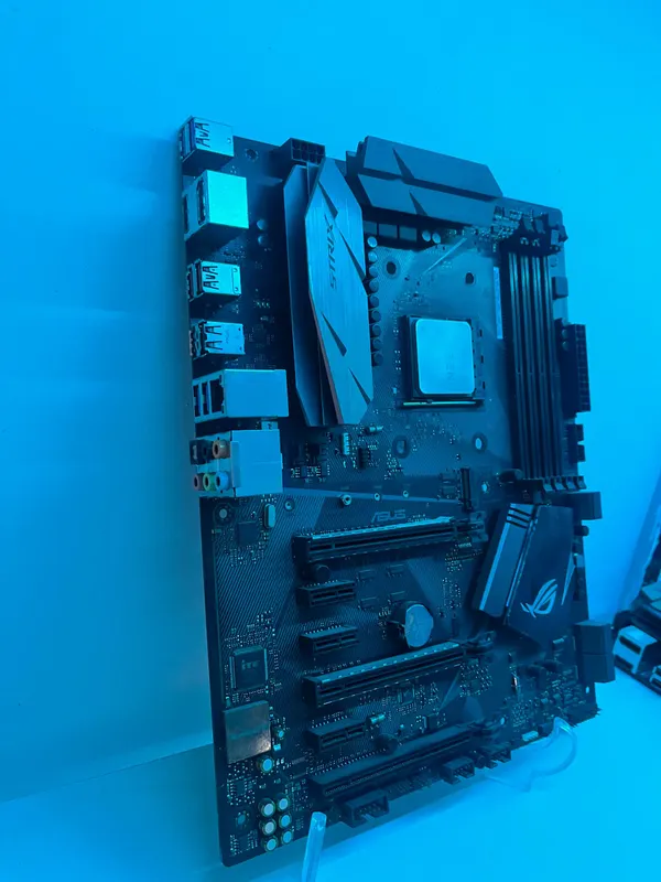 Asus ROG Strix B350-F Gaming va Ryzen 9 3950X 2