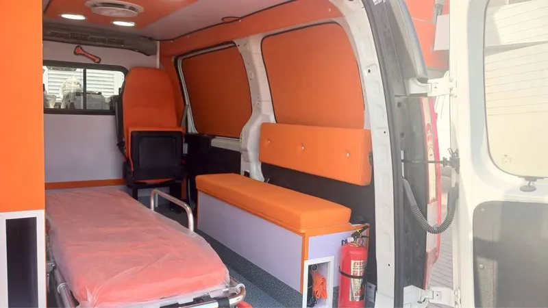 Hyundai Staria Ambulance 2026 — фото 4