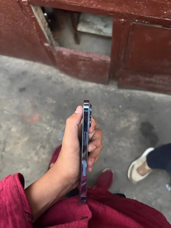 Uphone 13pro 76 yomkist 3mln 800 12maxga abmen 13