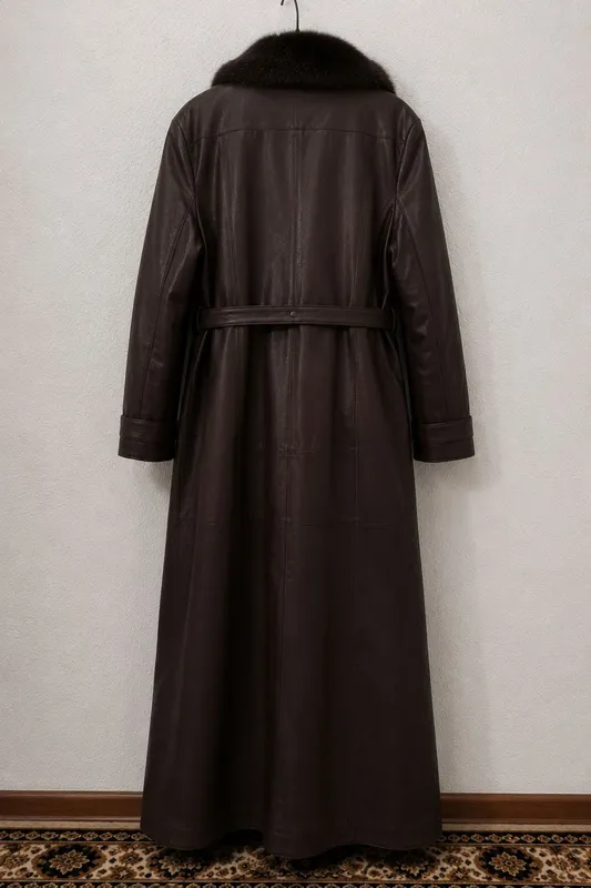 Пальто JINLUFA
с мехом
100% Натуральная кожа 3 Пальто JINLUFA
с мехом
100% Натуральная кожа 3