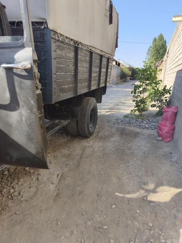 Zil 131 sotiladi mator karopka chotki 1 Zil 131 sotiladi mator karopka chotki 1