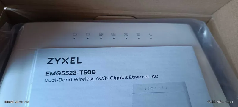 Zyxel Wi-Fi Роутер двух диапазонный. Есть поддержка 5Ghz
