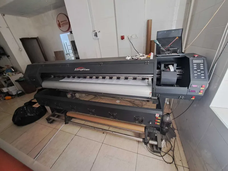 Широкоформатный Экосольвентный принтер Inkjet KMJ - 1901Q.