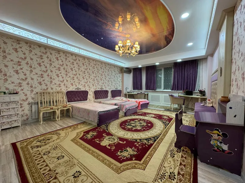 Yashnobod tumanida 180 m², 4 xonali kvartira sotiladi 4 Yashnobod tumanida 180 m², 4 xonali kvartira sotiladi 4