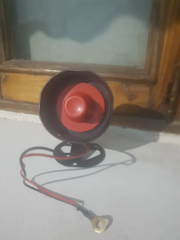 avtomobil  sirenasi