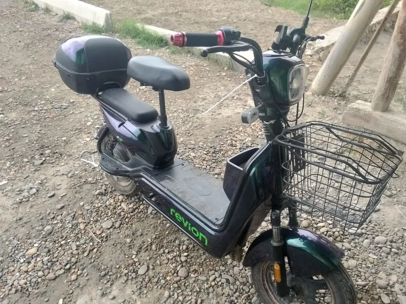 Elektiron moto sotiladi srochni pul zarirligi uchun 1 Elektiron moto sotiladi srochni pul zarirligi uchun 1