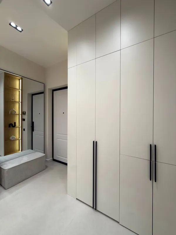 Bi Sado Business JK, Yashnobod tumani 2/9/9 44m² 9