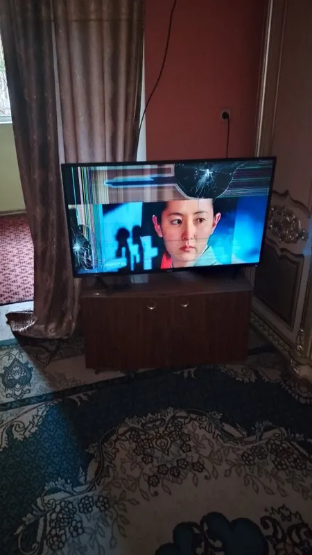 TV 43 ли экрани синиб колган