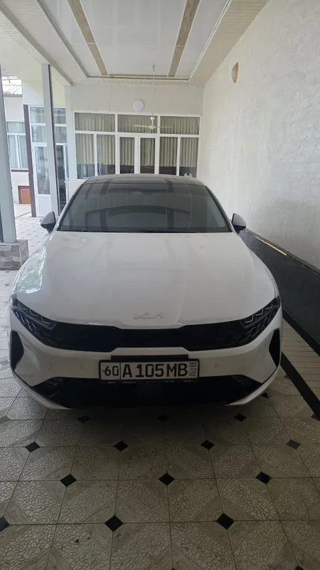 Kia K5 8pozisiya full sotiladi
