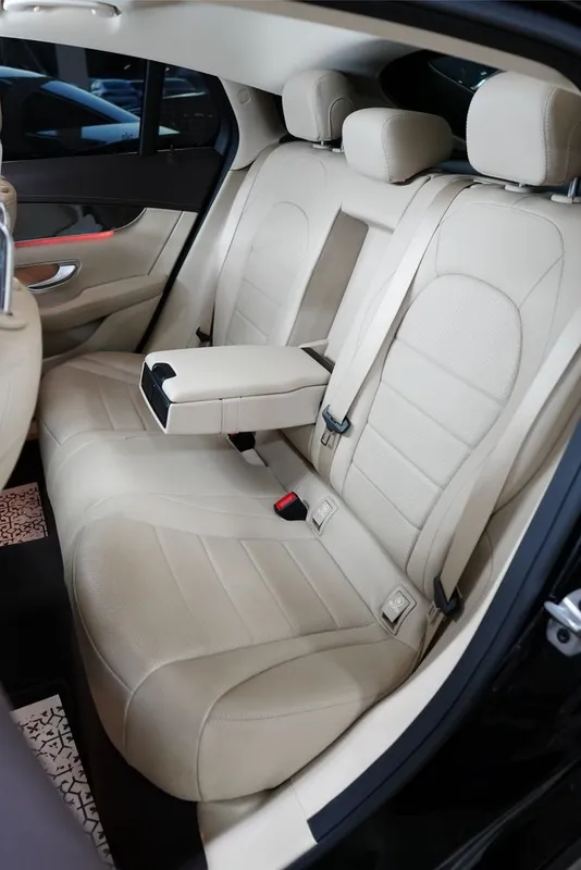 Mercedes Benz GLC200 8 Mercedes Benz GLC200 8