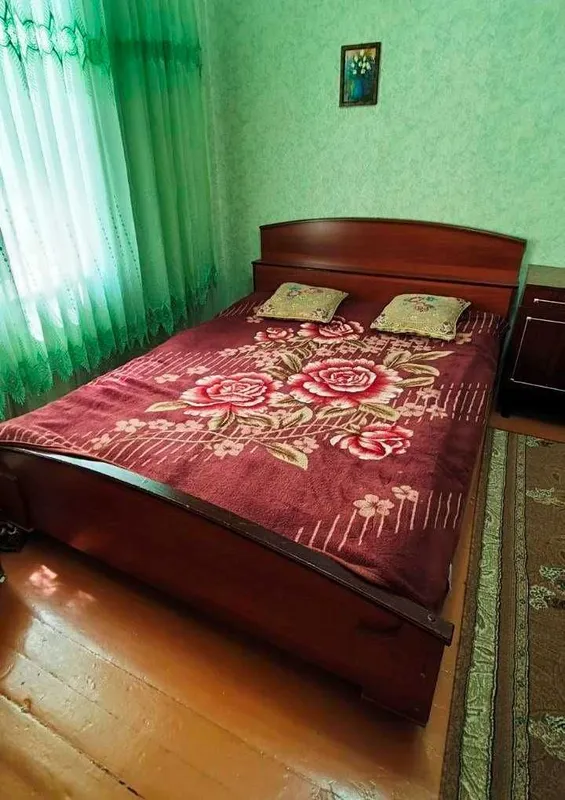 Двухспальная кровать