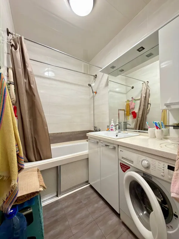 Продаётся 3-комнатная квартира, 70 м², 2/9, Шайхантахурский район 7