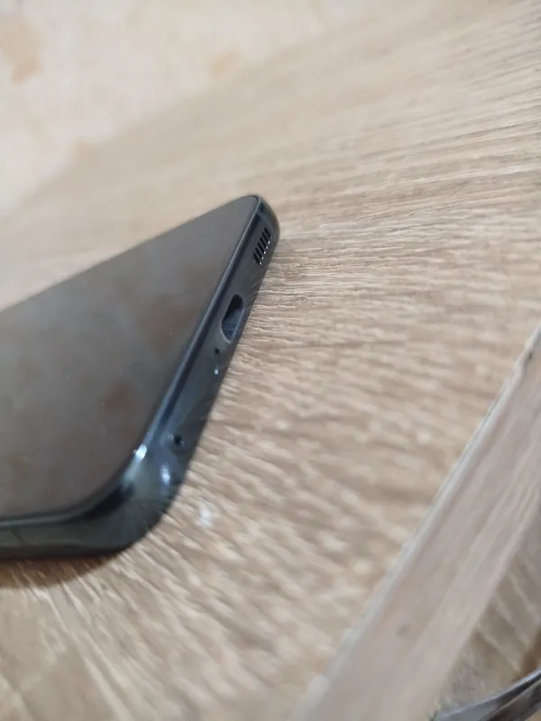 Продаётся идеальный Samsung S22 2 Продаётся идеальный Samsung S22 2