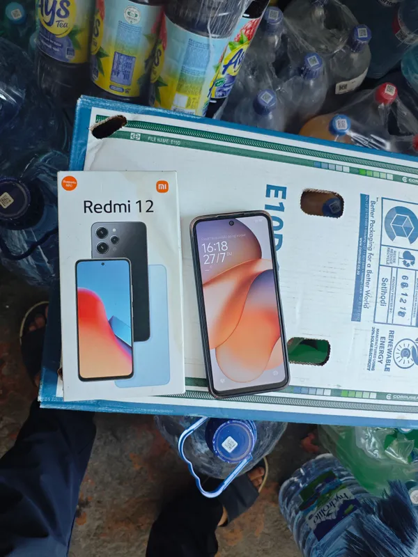Redmi 12, состояние отличное, 8/256 ГБ 1