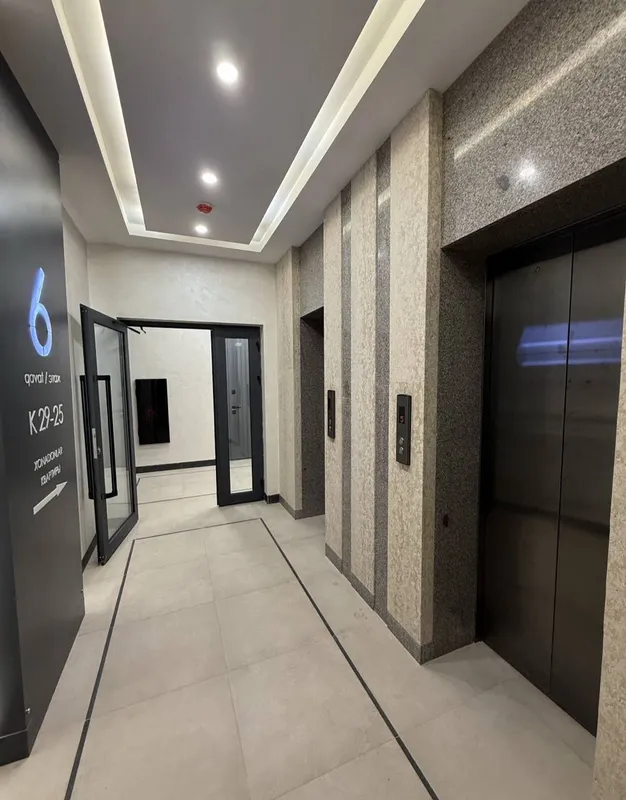 Продаётся современная квартира в ЖК «Кох-Ота» с евроремонтом и мебелью — фото 1