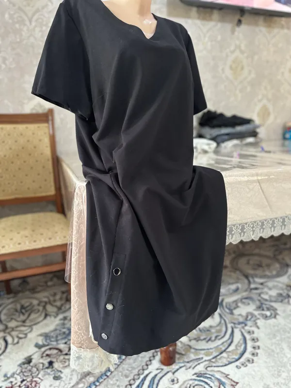 Платья