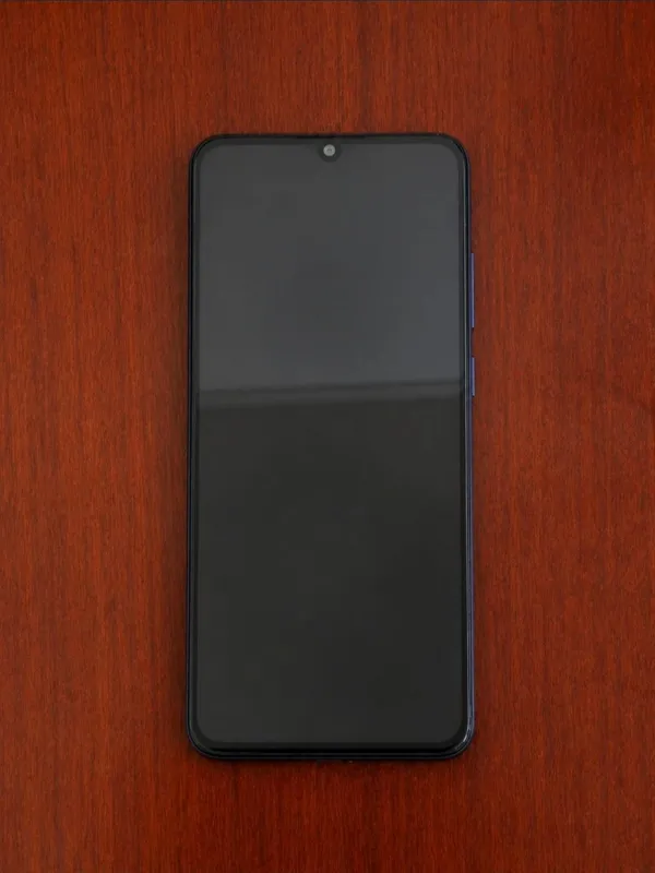 Galaxy A035 sotiladi 4/64 GB