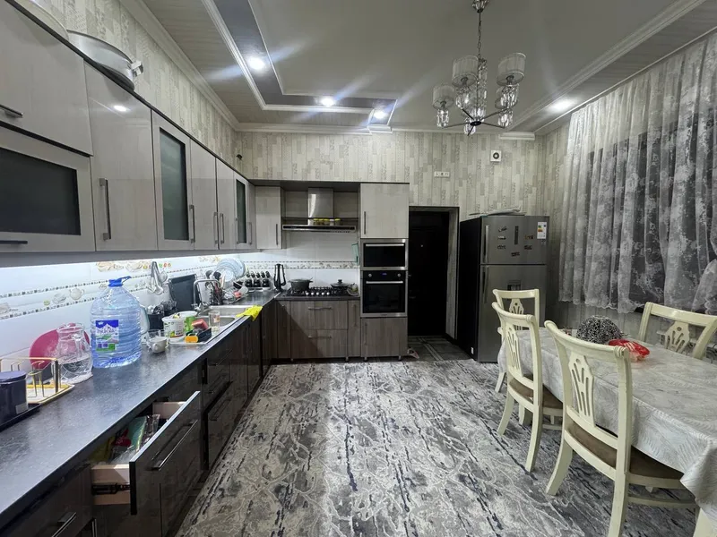 7 xonali kvartira, 450 m2, Mirzo Ulug'bek 6 7 xonali kvartira, 450 m2, Mirzo Ulug'bek 6