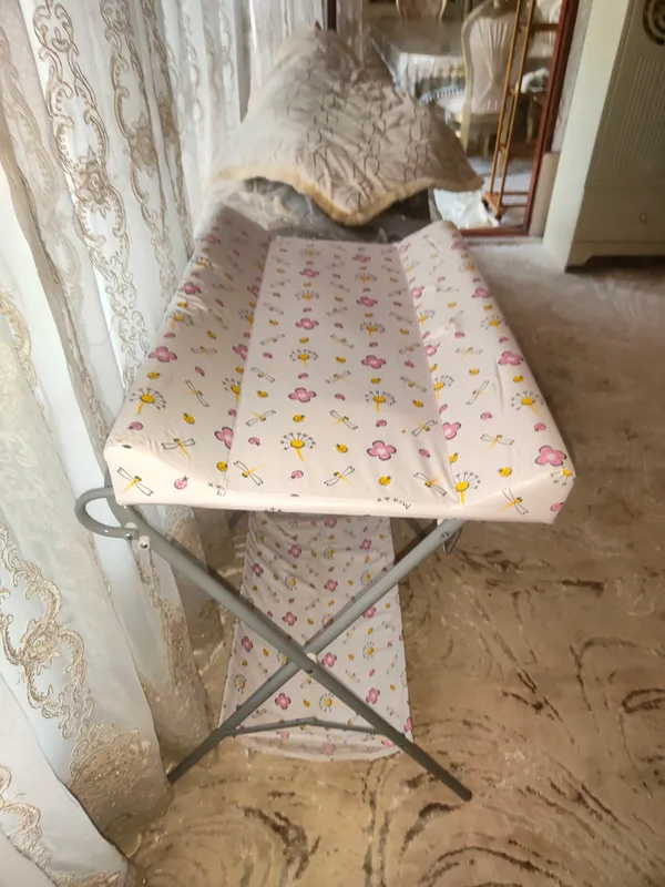 chaqaloqlar uchun chomiltirish stolchasi 2 chaqaloqlar uchun chomiltirish stolchasi 2