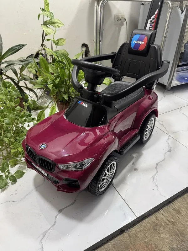 Детская машина bmw