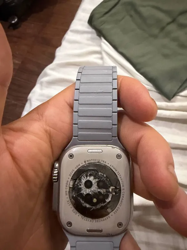 Apple Watch Ultra 49mm — фото 1