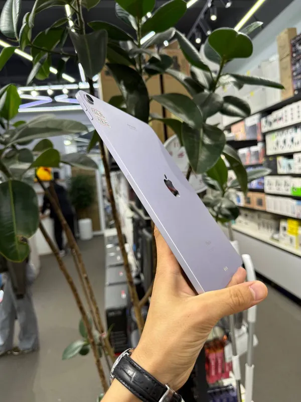 iPad Air 11-inch M2 2