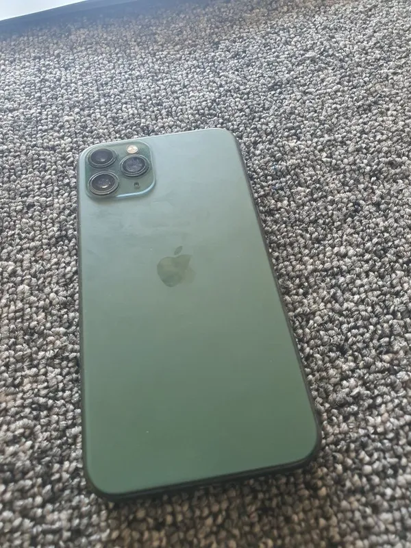 IPhone 11 pro Yonkist 100% Face yuq Ture tone bor Srochni 3 IPhone 11 pro Yonkist 100% Face yuq Ture tone bor Srochni 3