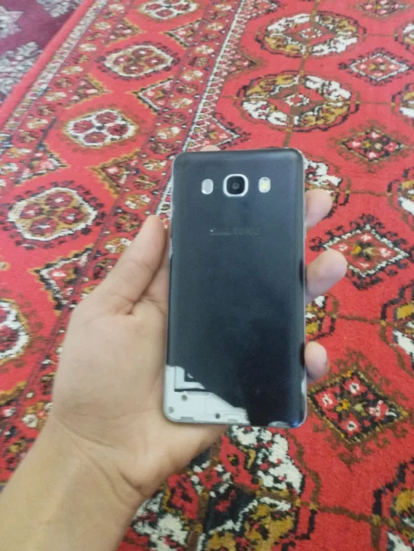 Samsung j5 — фото 1