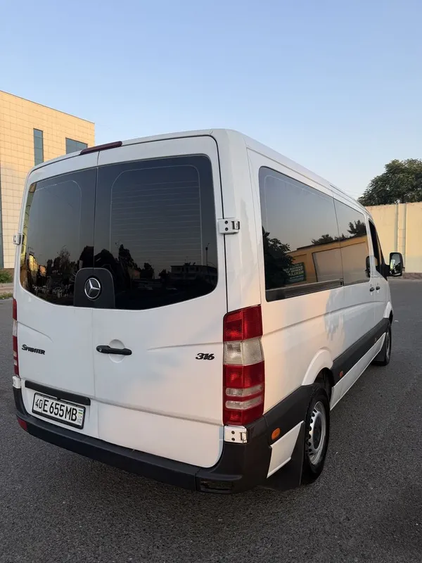 Mersedes benz sprinter 3