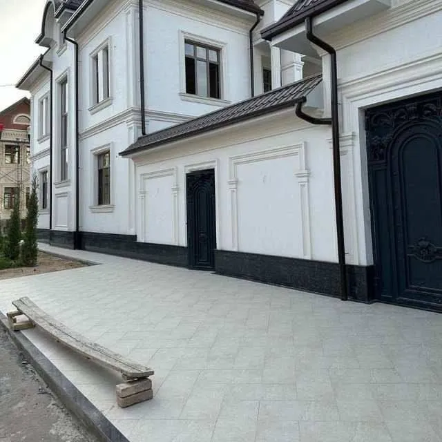 Fasad ustasi Travertin
