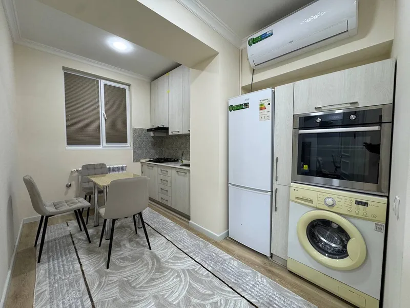 2- Комн.  Квартира Аренда ор-р: Ц-6
