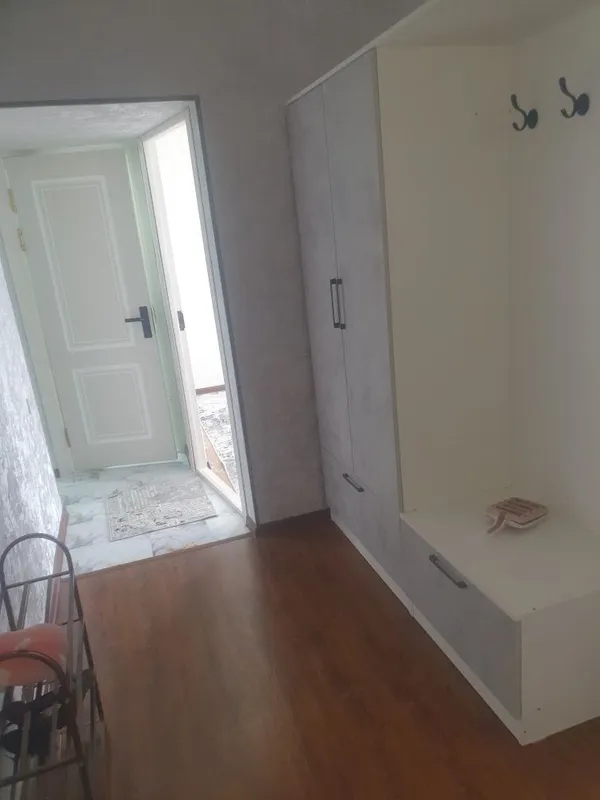 Chilonzor Zarhol to'yxona oldida 2 xonali 58m2 uy Kvarteraga beriladi