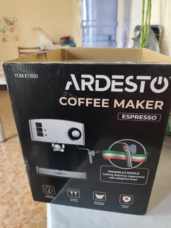 Рожковая кофемашина Ardesto E1600 5 Рожковая кофемашина Ardesto E1600 5