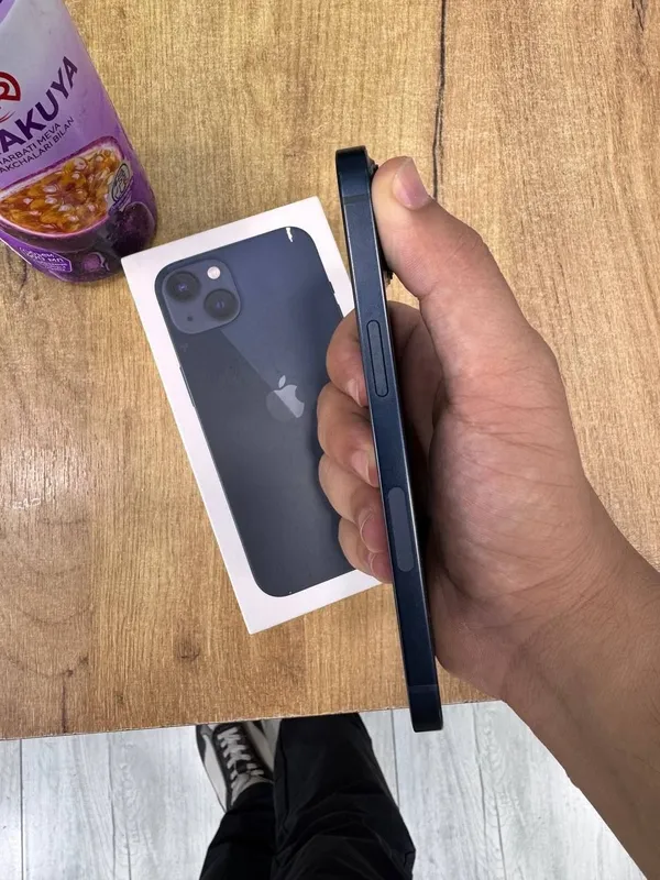 APPLE IPHONE 13 LL/A (America region) 1