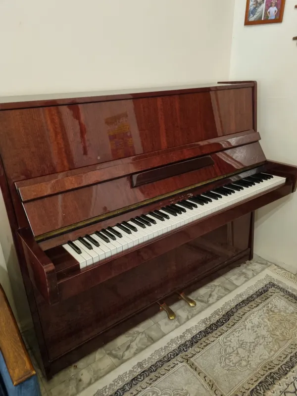 "Belarus" pianino 2 "Belarus" pianino 2